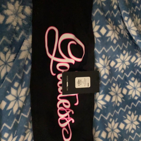 New with tags skirt set - Picture 2 of 4